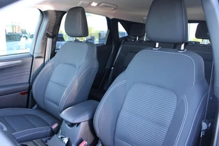 Ford Kuga – thumbnail 10
