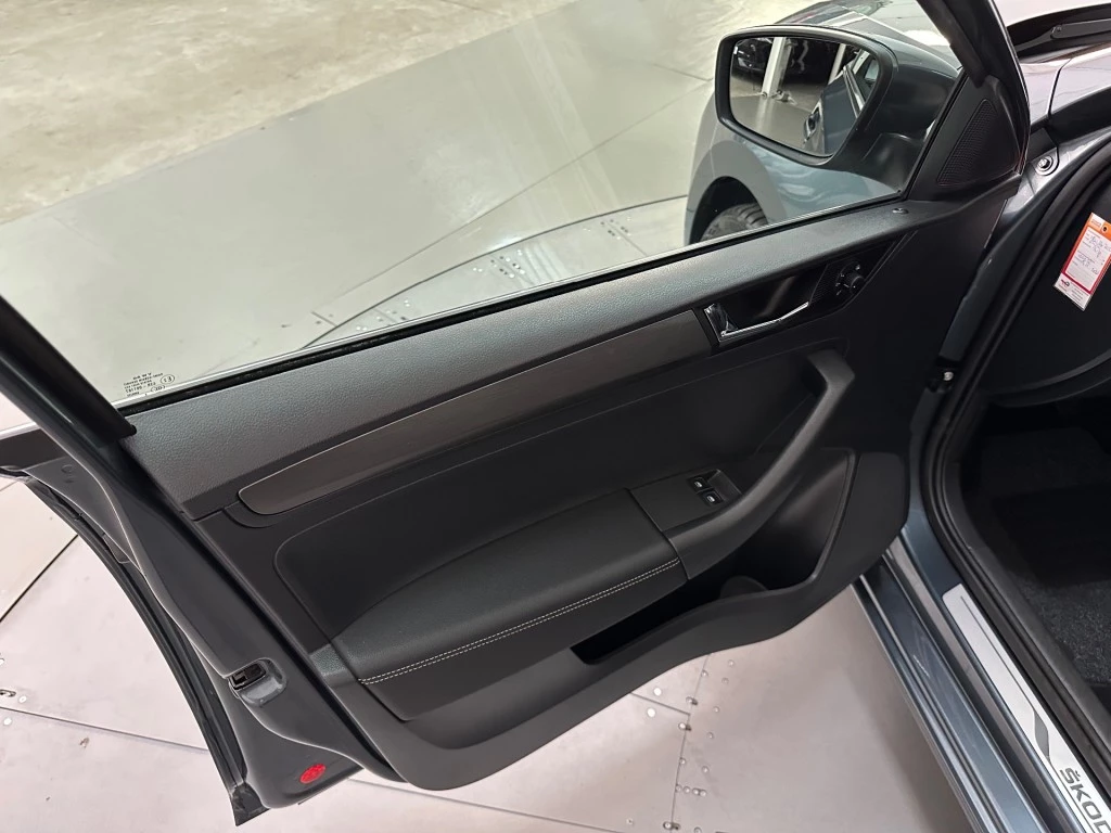Škoda Rapid – foto 25