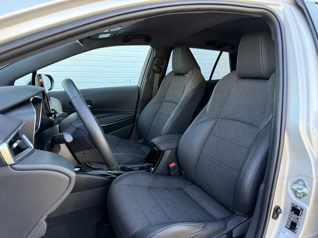 Toyota Corolla Touring Sports – foto 25