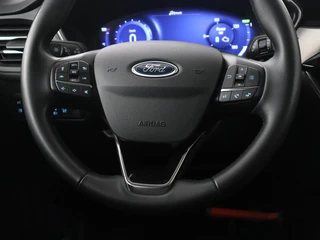 Ford Kuga – thumbnail 8