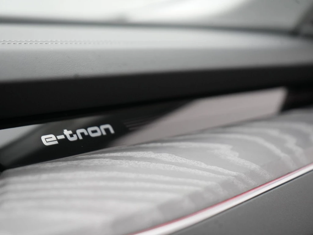 Audi e-tron – foto 21