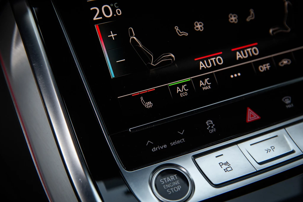 Audi Q8 – foto 31
