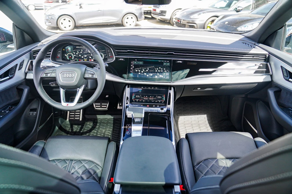 Audi Q8 – foto 12