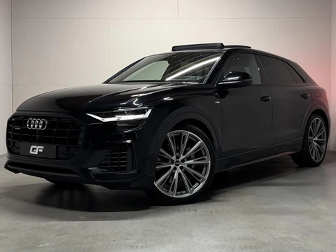 Audi Q8 55 TFSIe Quattro S-line Pano Sfeer Luchtver. Carplay Trekh.