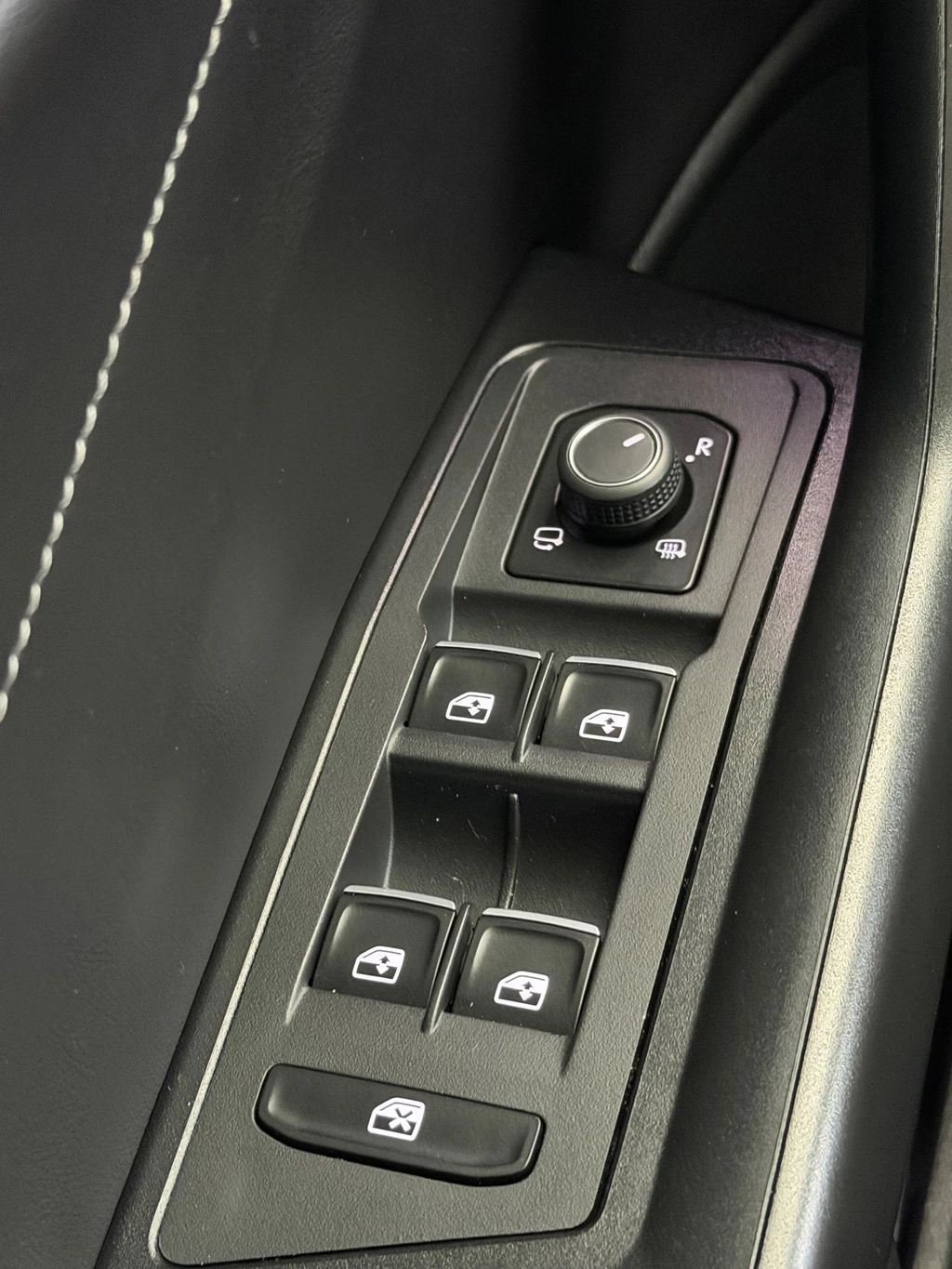 Volkswagen T-Roc – foto 26