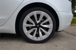 Tesla Model 3 – thumbnail 32