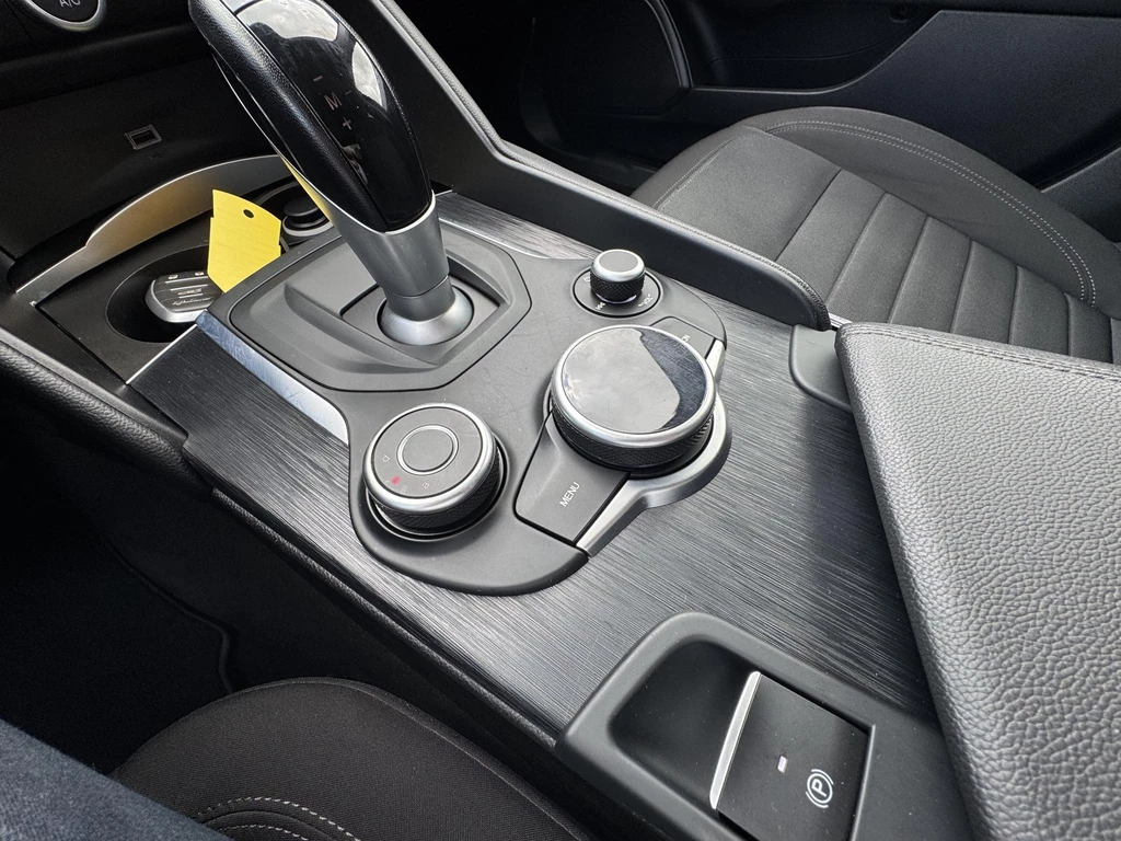 Alfa Romeo Giulia – foto 21