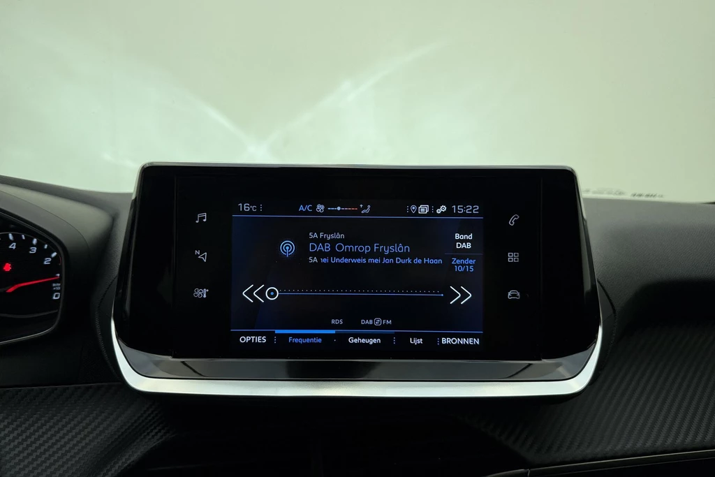 Peugeot 208 – foto 21