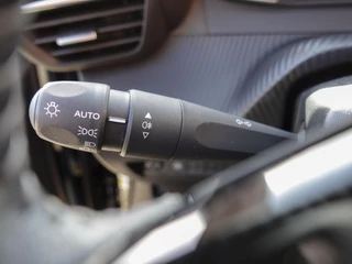 Peugeot 2008 – thumbnail 21