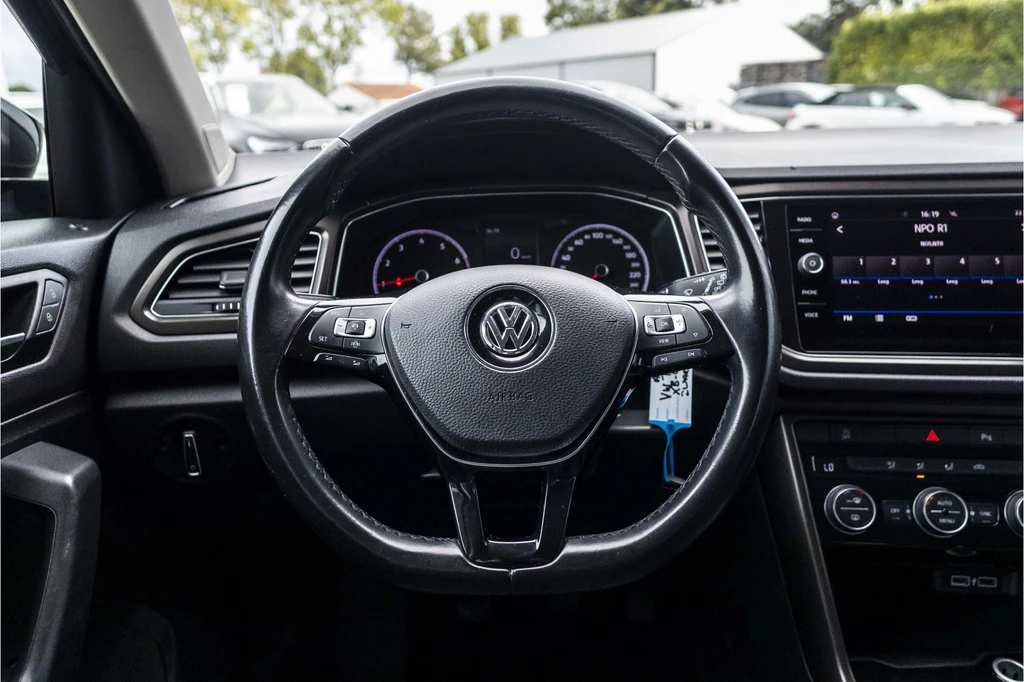 Volkswagen T-Roc – foto 12