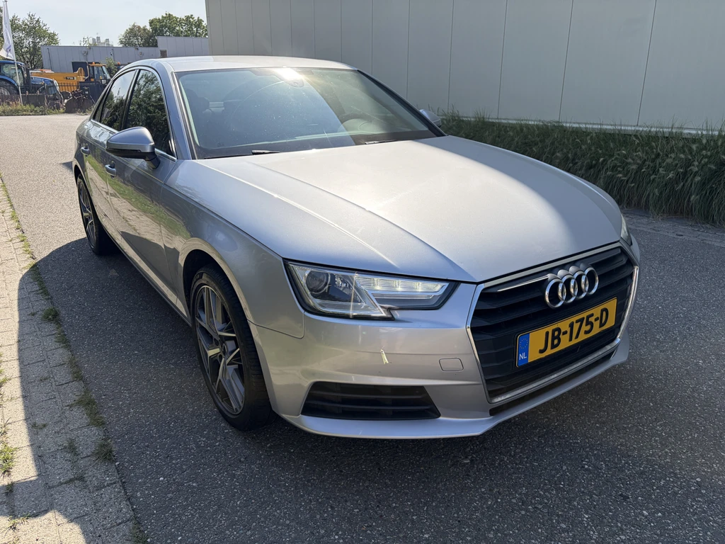 Audi A4 – foto 8