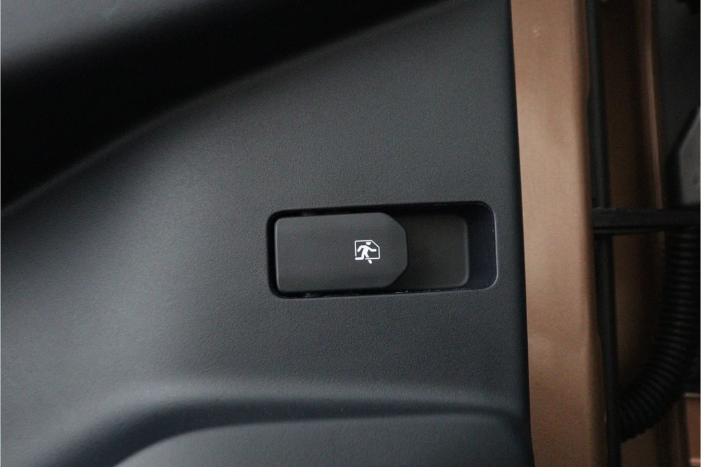 Lynk & Co 08 – foto 24