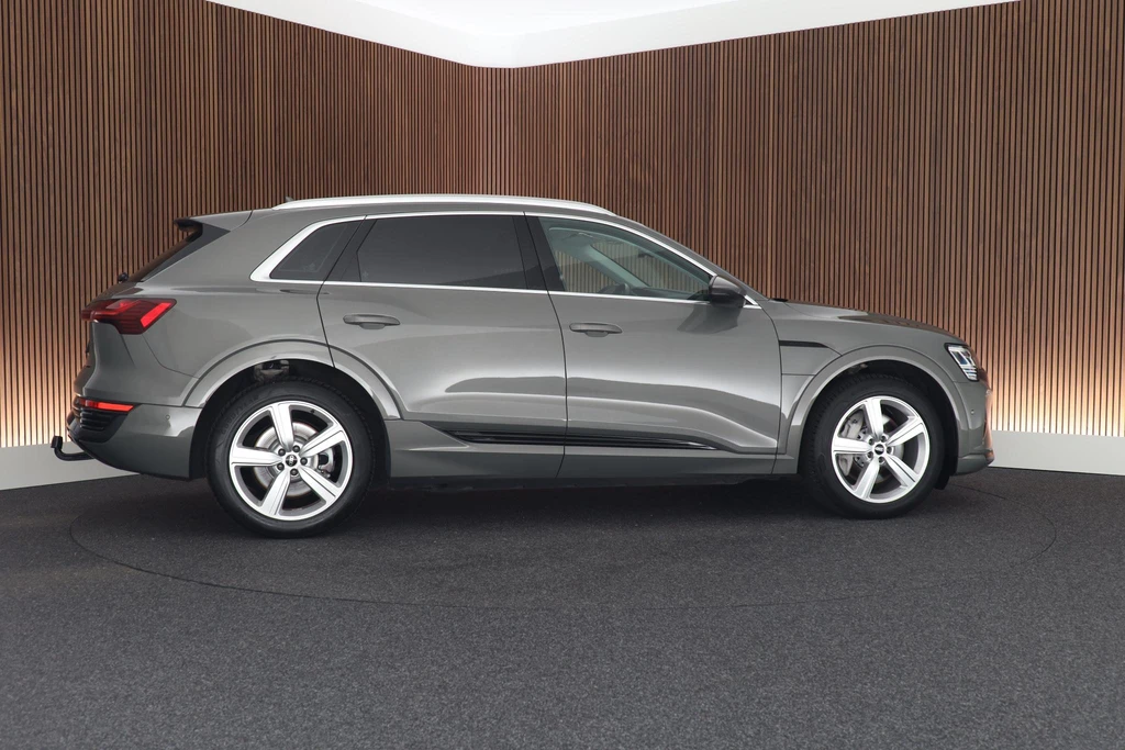 Audi Q8 e-tron – foto 5