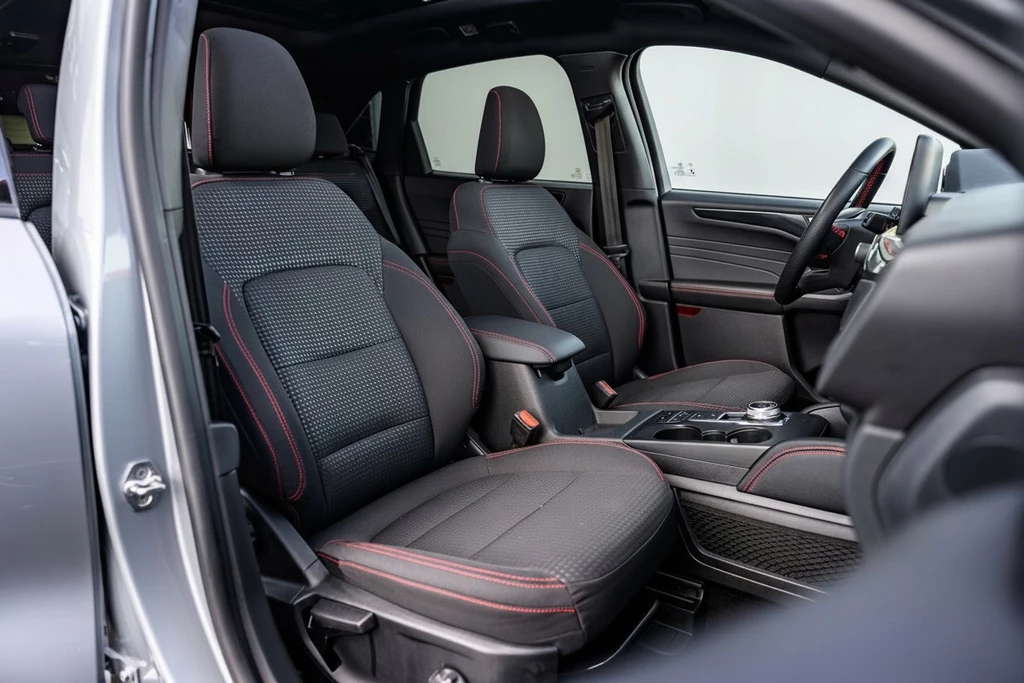Ford Kuga – foto 10