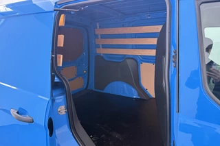 Ford Transit Connect – thumbnail 12