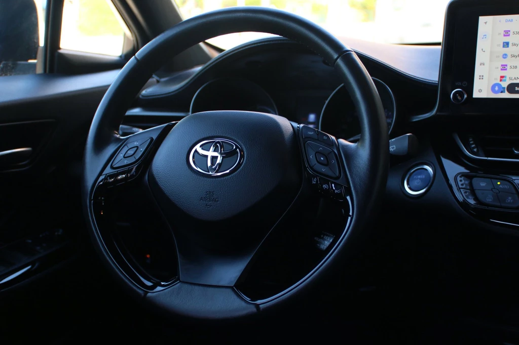 Toyota C-HR – foto 11
