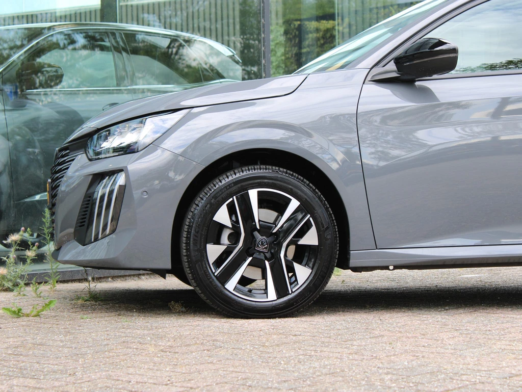 Peugeot 208 – foto 12