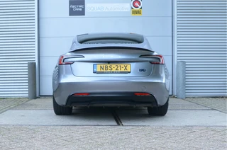 Tesla Model 3 – thumbnail 2