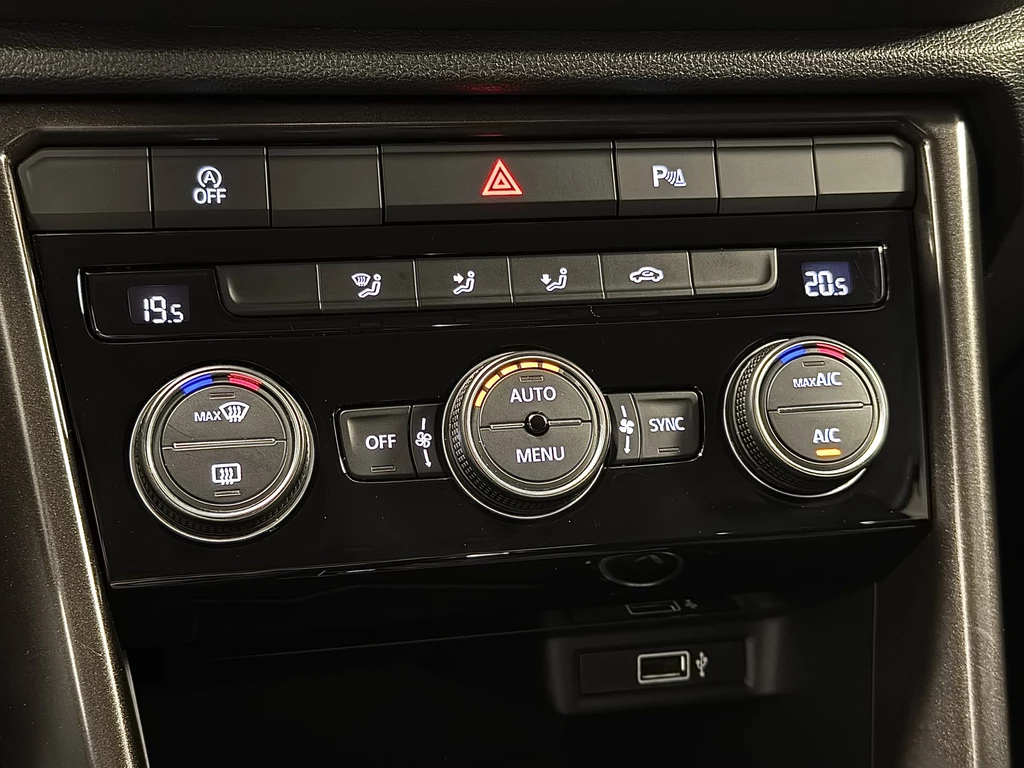 Volkswagen T-Roc – foto 17