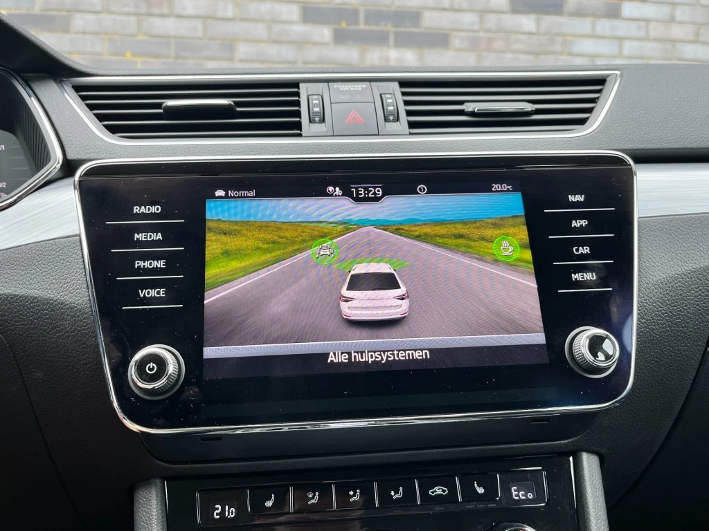 Škoda Superb – foto 19