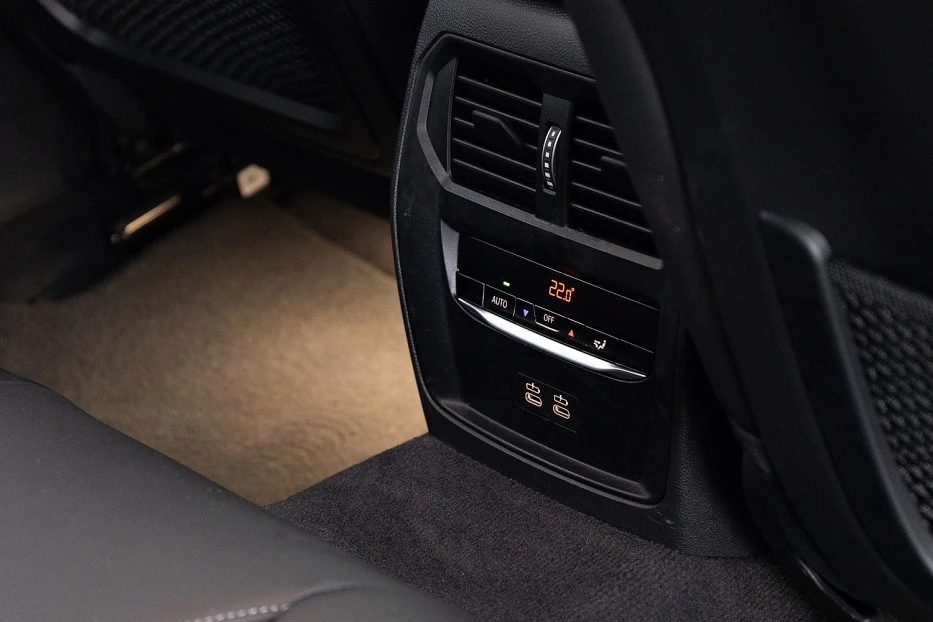 BMW i4 – foto 15