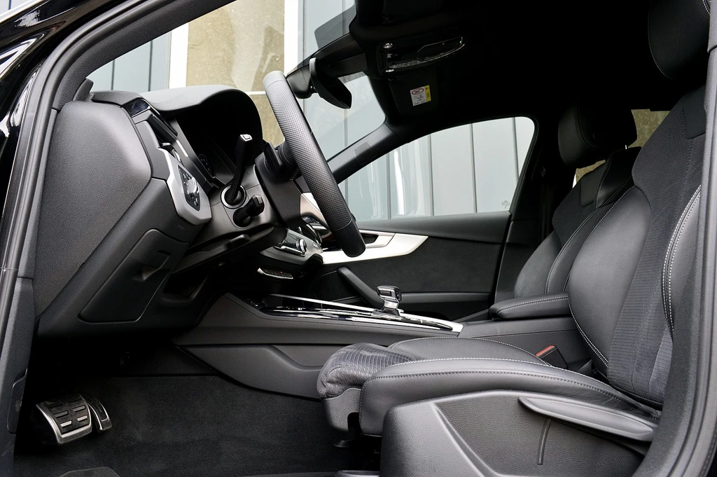 Audi A4 – foto 13