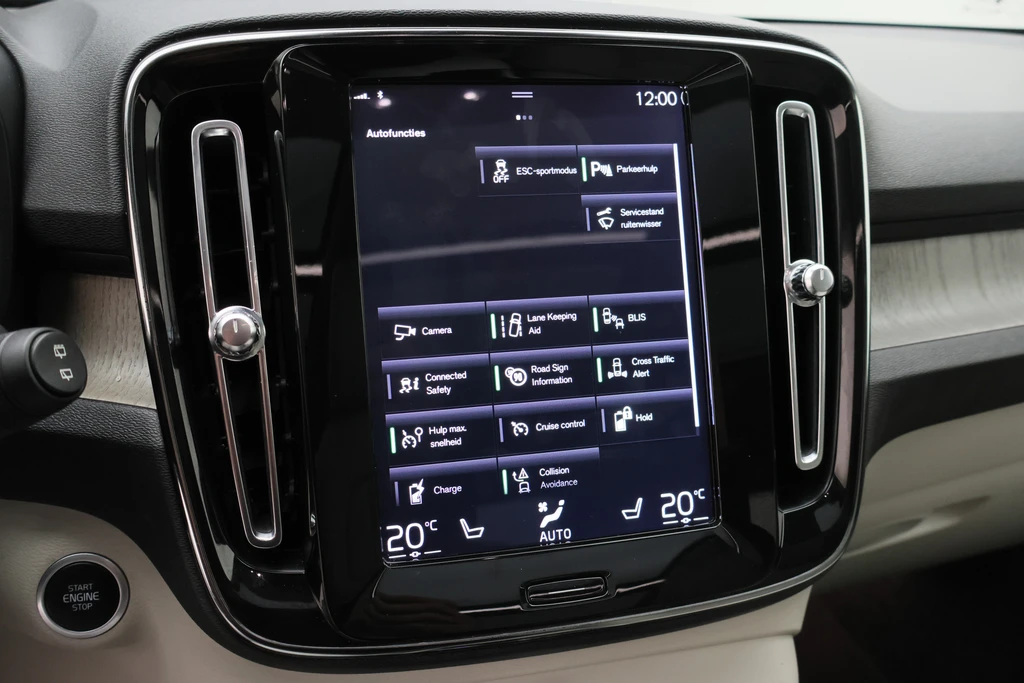 Volvo XC40 – foto 43