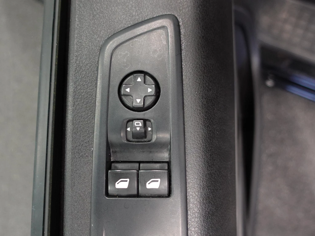 Opel Vivaro – foto 11