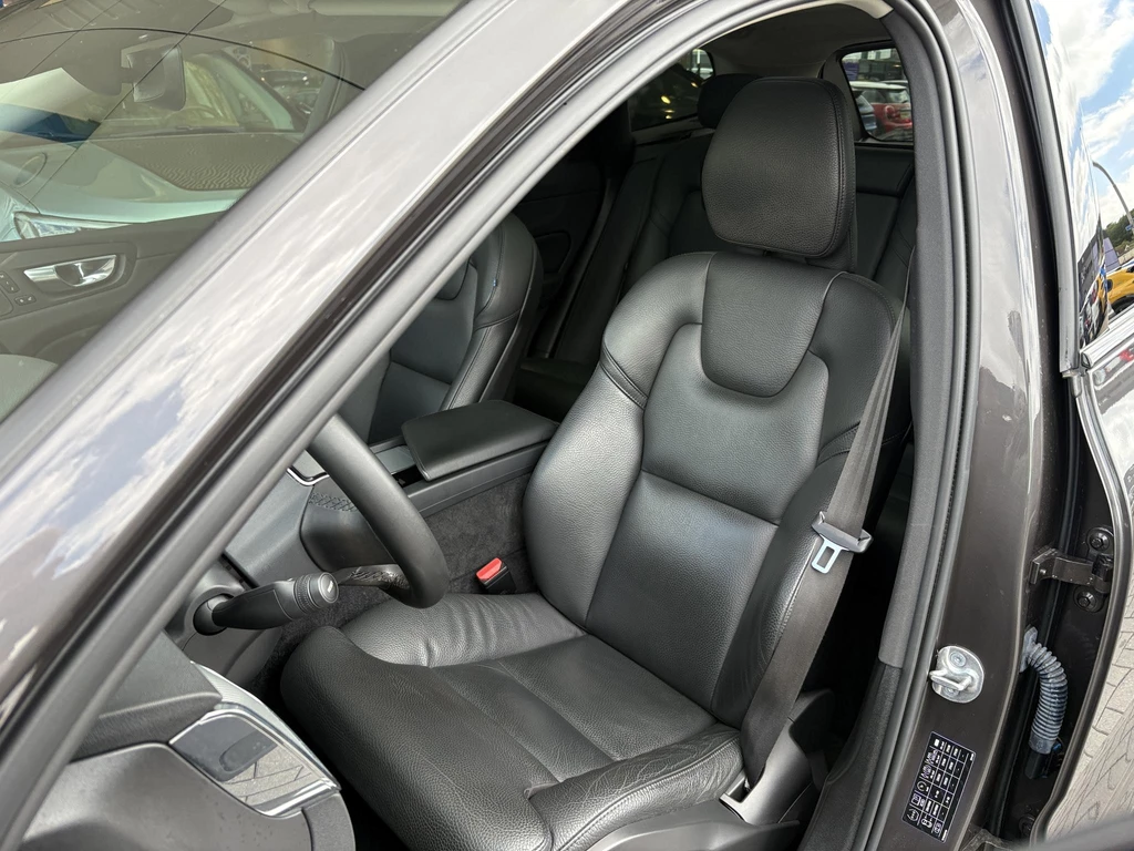 Volvo XC60 – foto 12