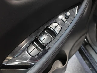 Nissan Leaf – thumbnail 16