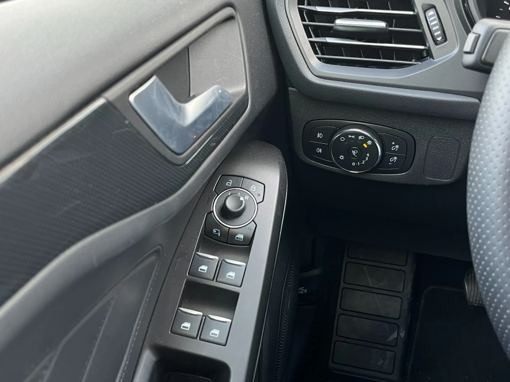 Ford Focus – foto 27