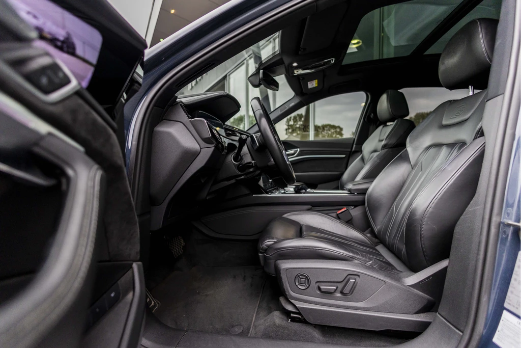 Audi e-tron – foto 12