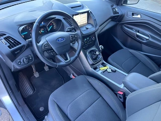 Ford Kuga – thumbnail 17