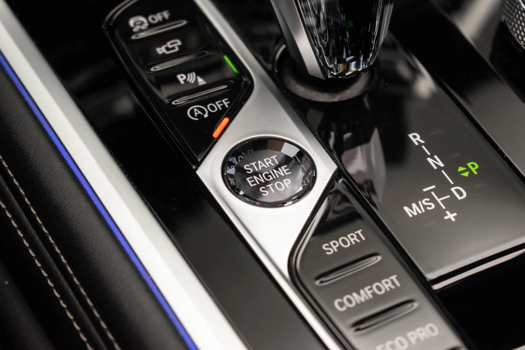 BMW 8 Serie – foto 35