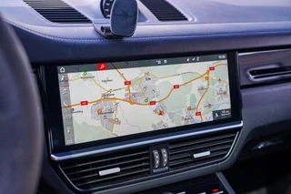 Porsche Cayenne – thumbnail 39
