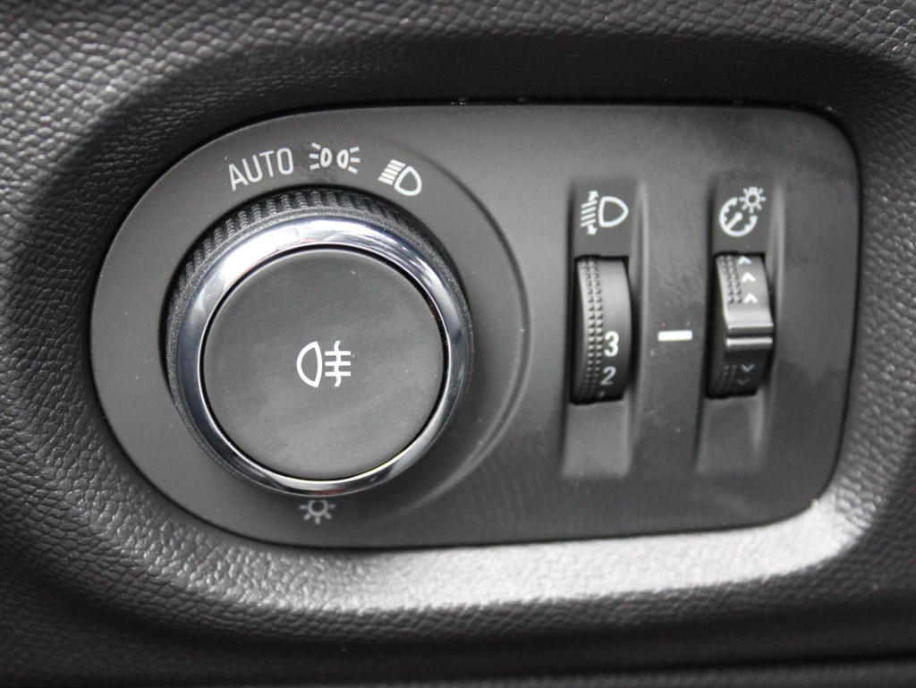 Opel Corsa – foto 24