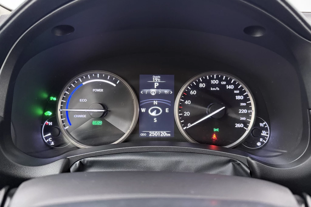 Lexus NX – foto 27