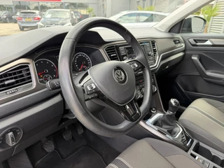 Volkswagen T-Roc – thumbnail 11
