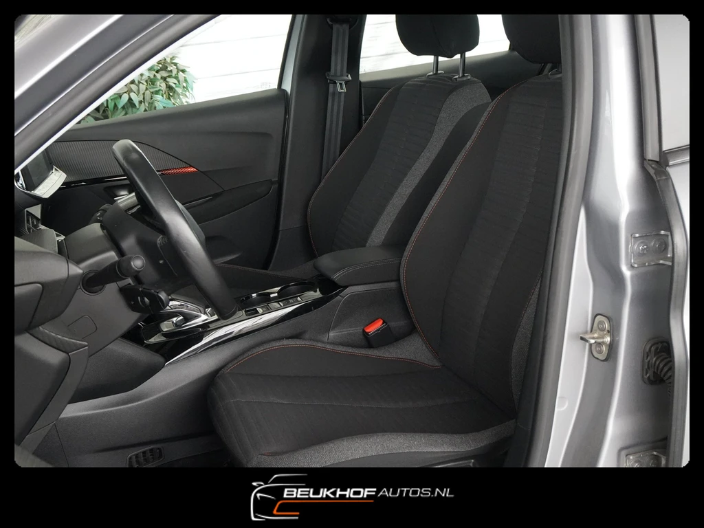Peugeot e-208 – foto 23