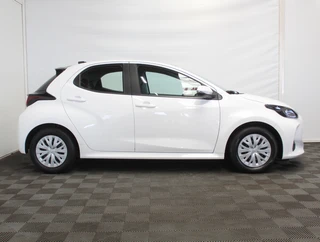Toyota Yaris – thumbnail 6