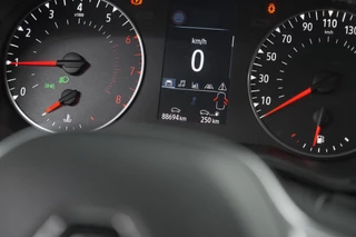 Renault Clio – thumbnail 42