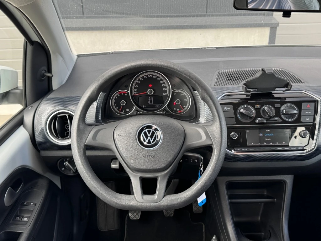 Volkswagen up! – foto 19