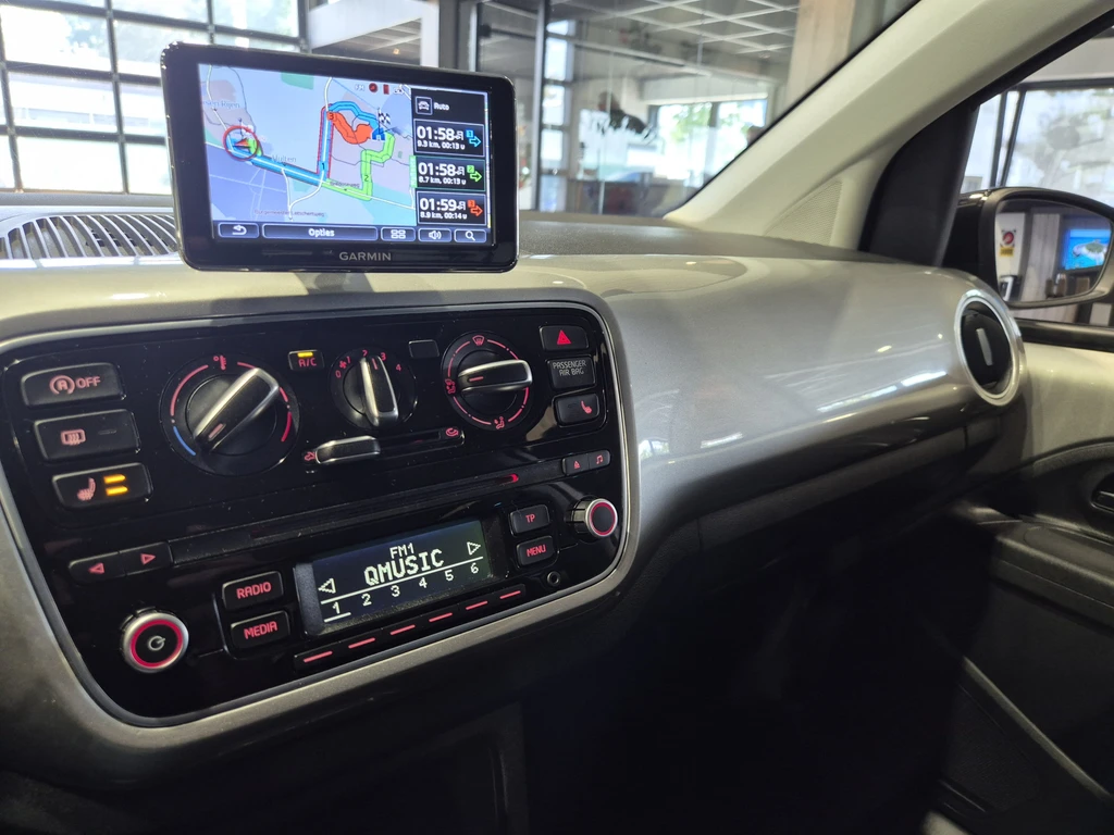 Volkswagen up! – foto 9