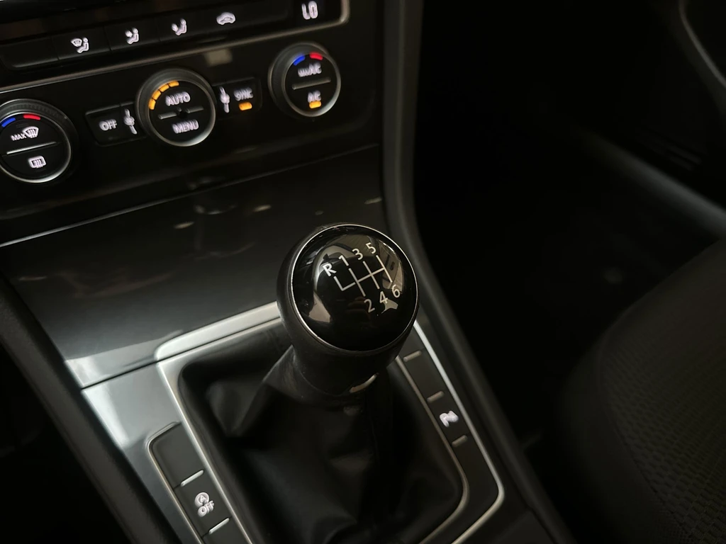 Volkswagen Golf – foto 25
