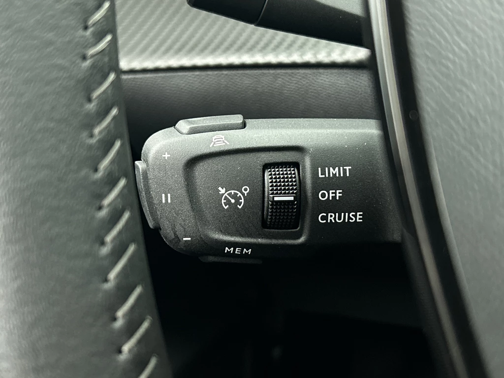 Peugeot 208 – foto 6
