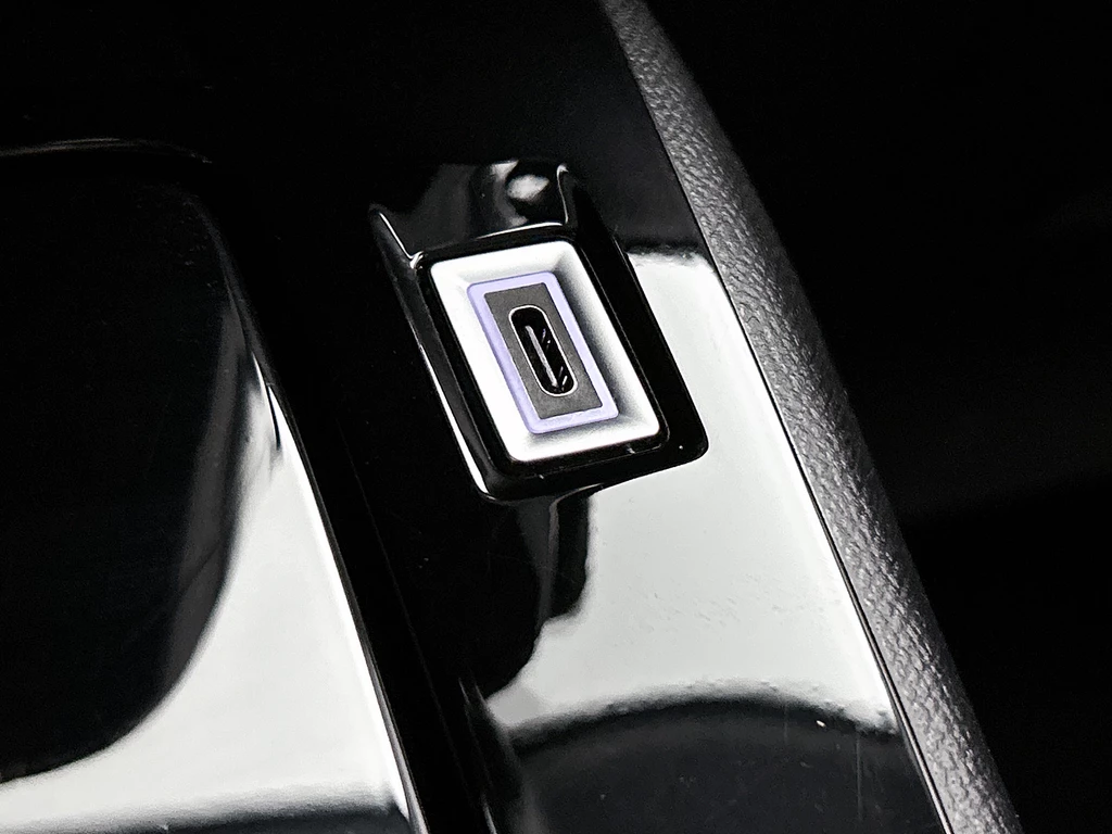 Peugeot 208 – foto 40