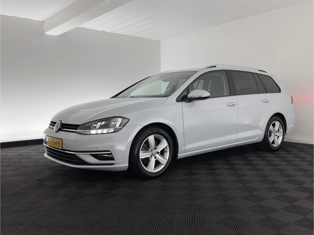Volkswagen Golf – foto 1