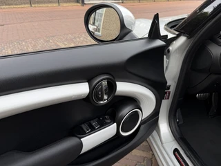 MINI Cooper Cabrio – thumbnail 51