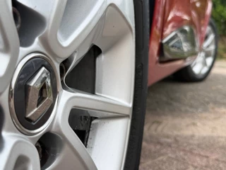 Renault Clio – thumbnail 22