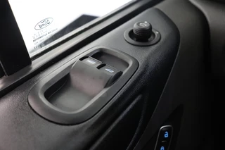 Ford Transit Custom – thumbnail 17